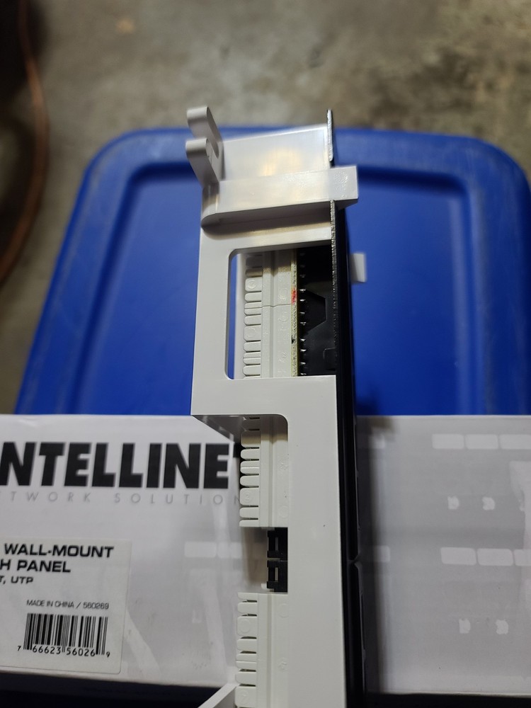 Intellinet 12 Port Cat6 Network Patch Panel Wall-Mount