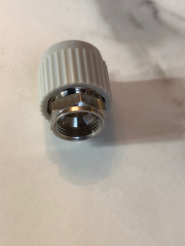 Amphenol BNC Head With Ground