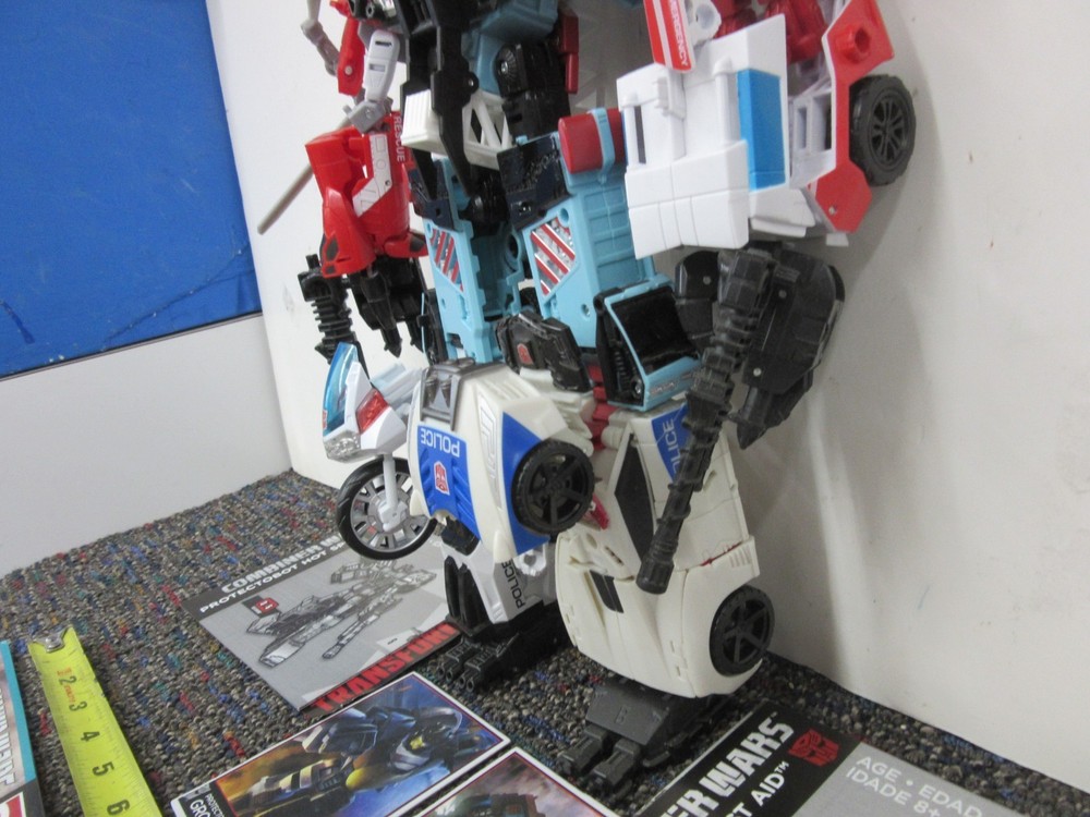 Combiner Wars Transformers Defensor Protectobot 2014 Generations upgrade kit etc