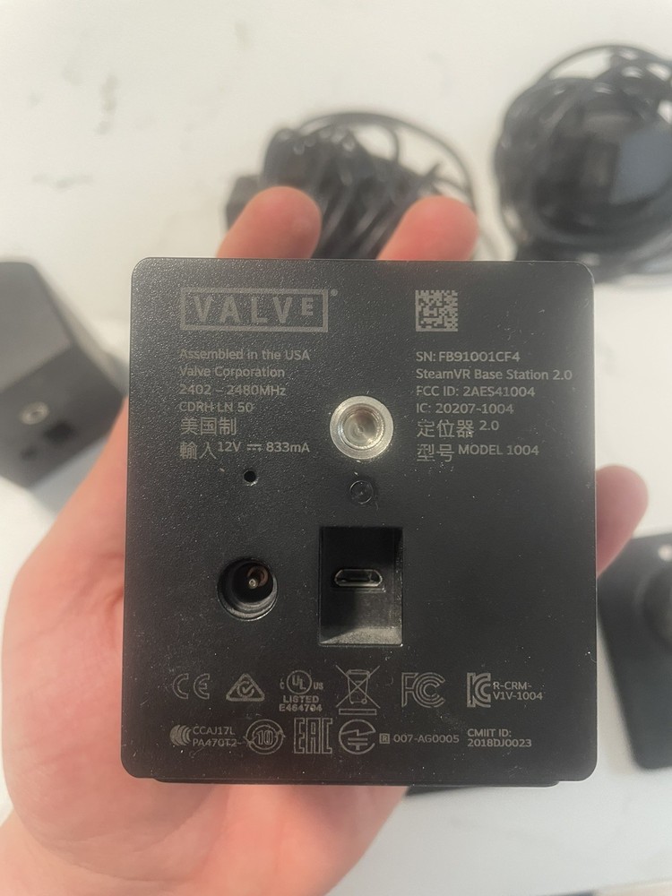 Valve SteamVR Base Station 2.0 (Pair) with power cables