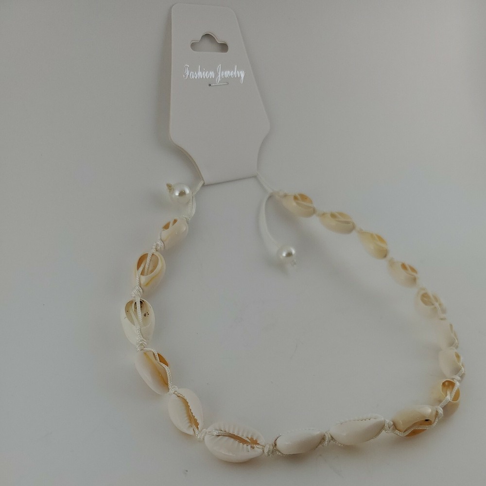 Hedkrueger Shell Necklace - New