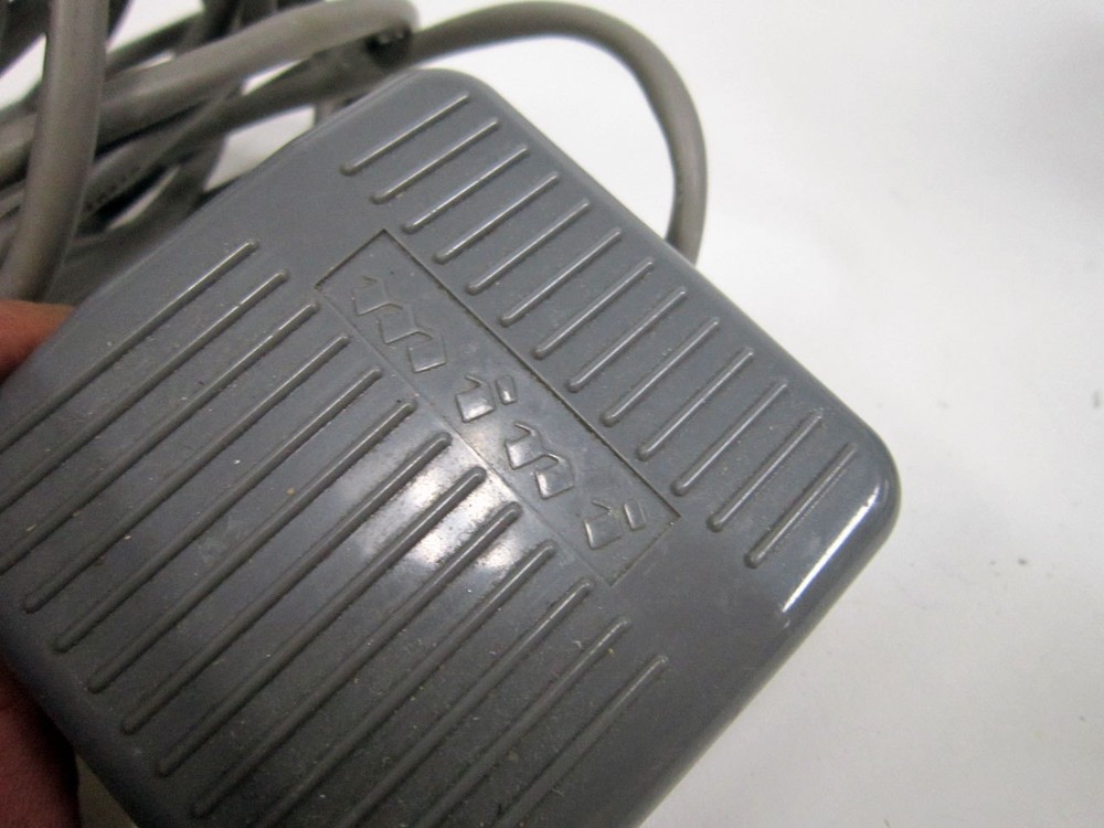 MINI FOOT PEDAL 15-PIN SHIELDED