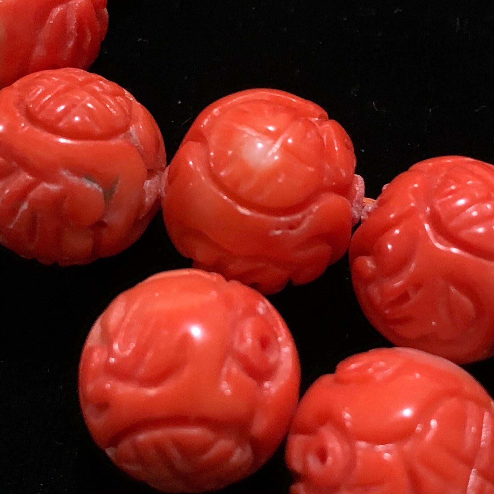 ONE Vintage Carved Chinese Bead Natural Coral Double Shou Round Detailed 15mm