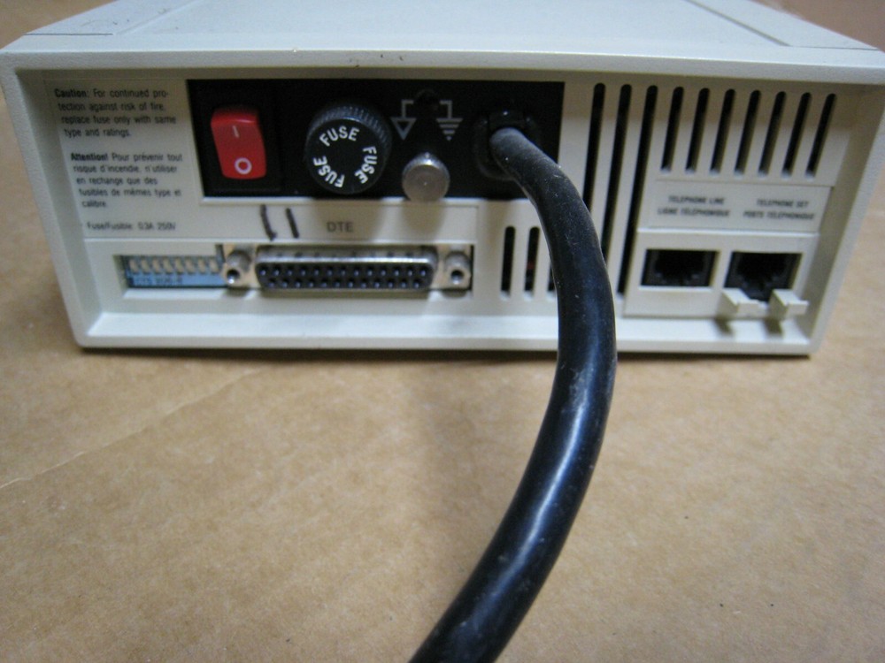 IBM 5853 External 2400 Modem