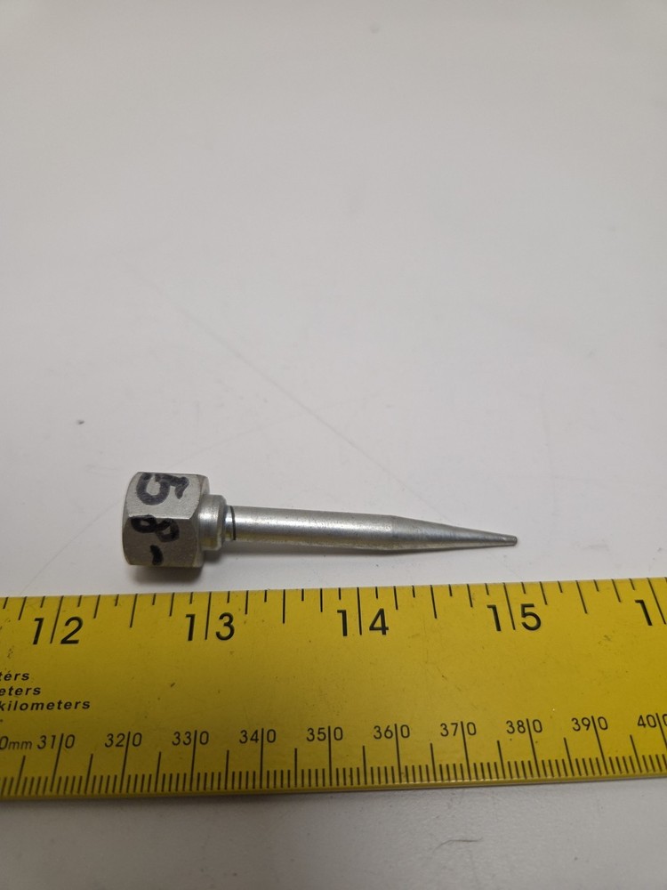 Binks 58-138 Fluid Nozzle 3/64