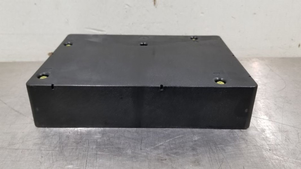 19 CHEVY TAHOE COMMUNICATION TELEMATICS CONTROL MODULE 84293872