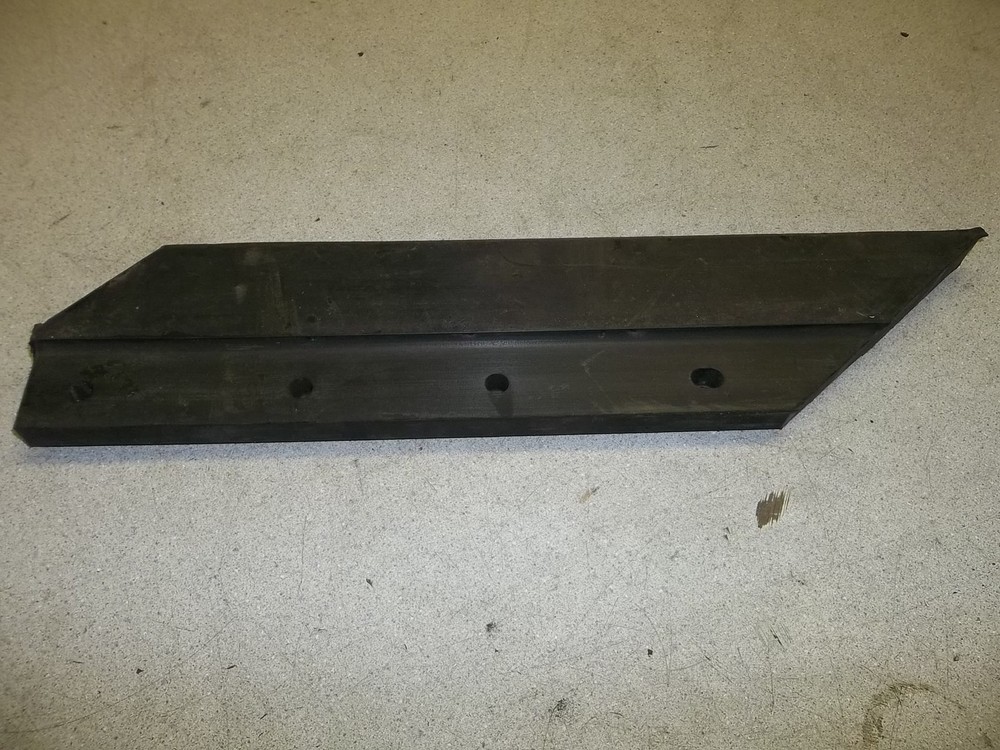 Elgin Sweeper Angled Rubber Bumper 1935525 *FREE SHIPPING*