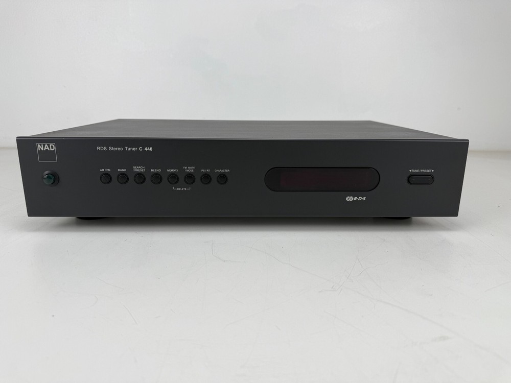 NAD C440 RDS Stereo Tuner With Manuals