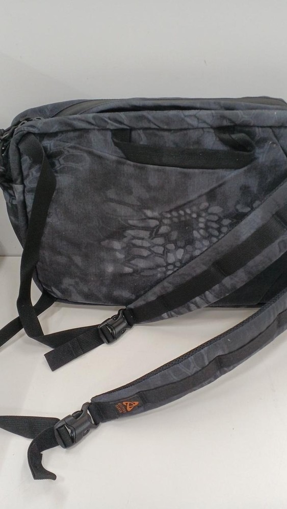 Mystery Ranch 3 Way Bag Briefcase Backpack Shoulder Used