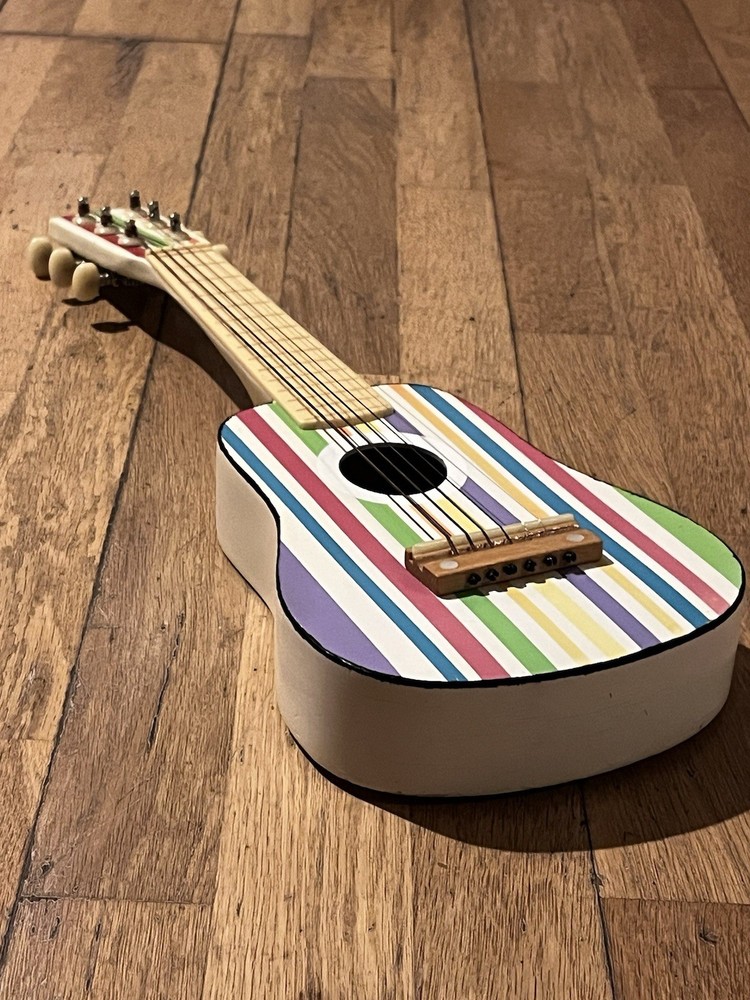 Bello Carnival Stripped 6-String 21.5” Guitalele