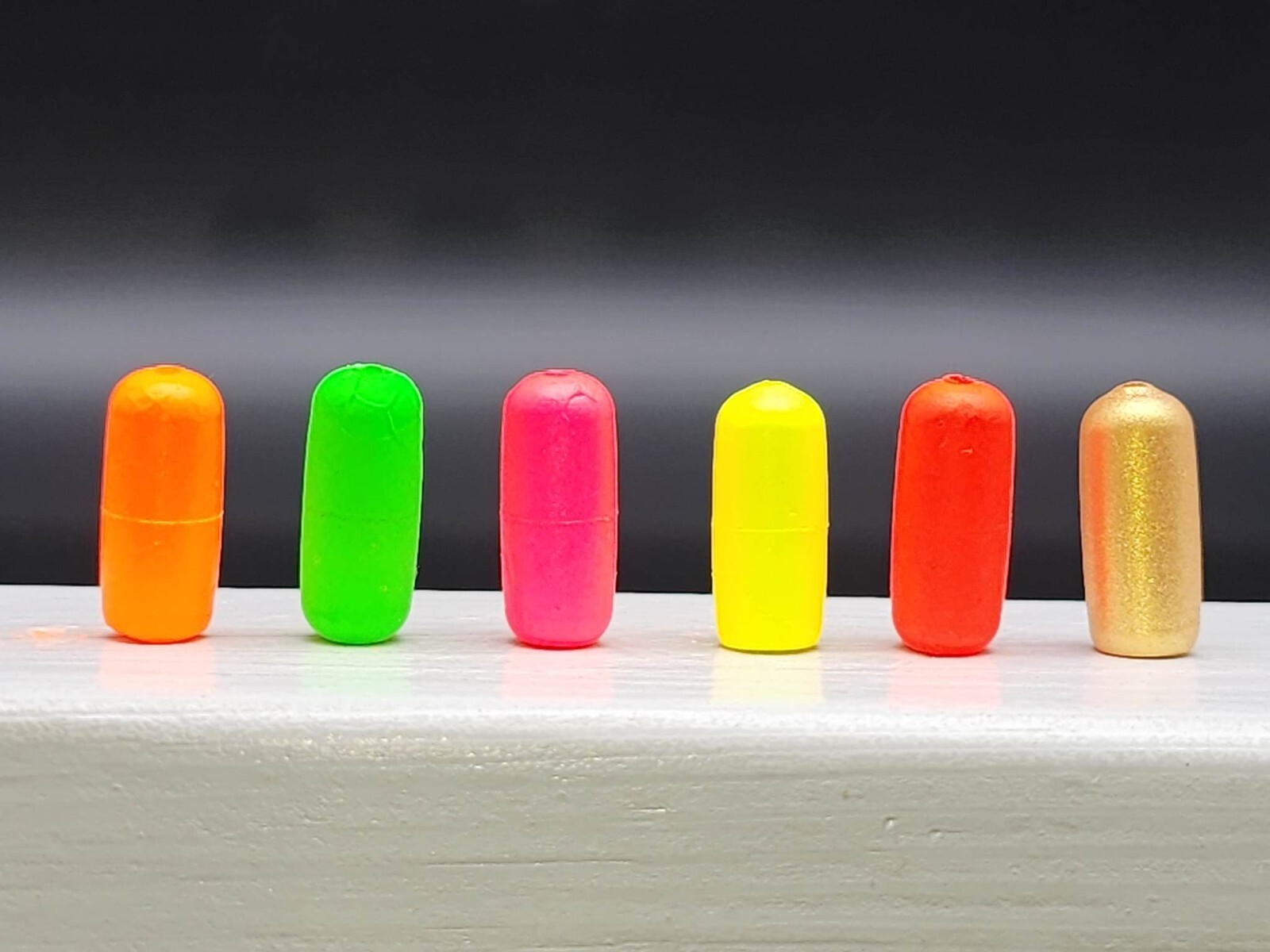 24 Pill Floats small Pompano Foam Floating Spacers   Walleye Lure Bodies