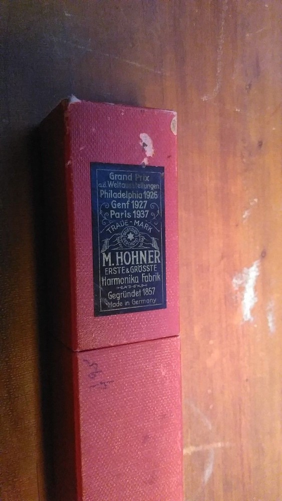M. Hohner ECHO Antoque Harmonica Excellent shape in Box