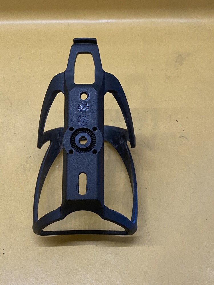 Black Serfos Plastic Water Bottle Cage