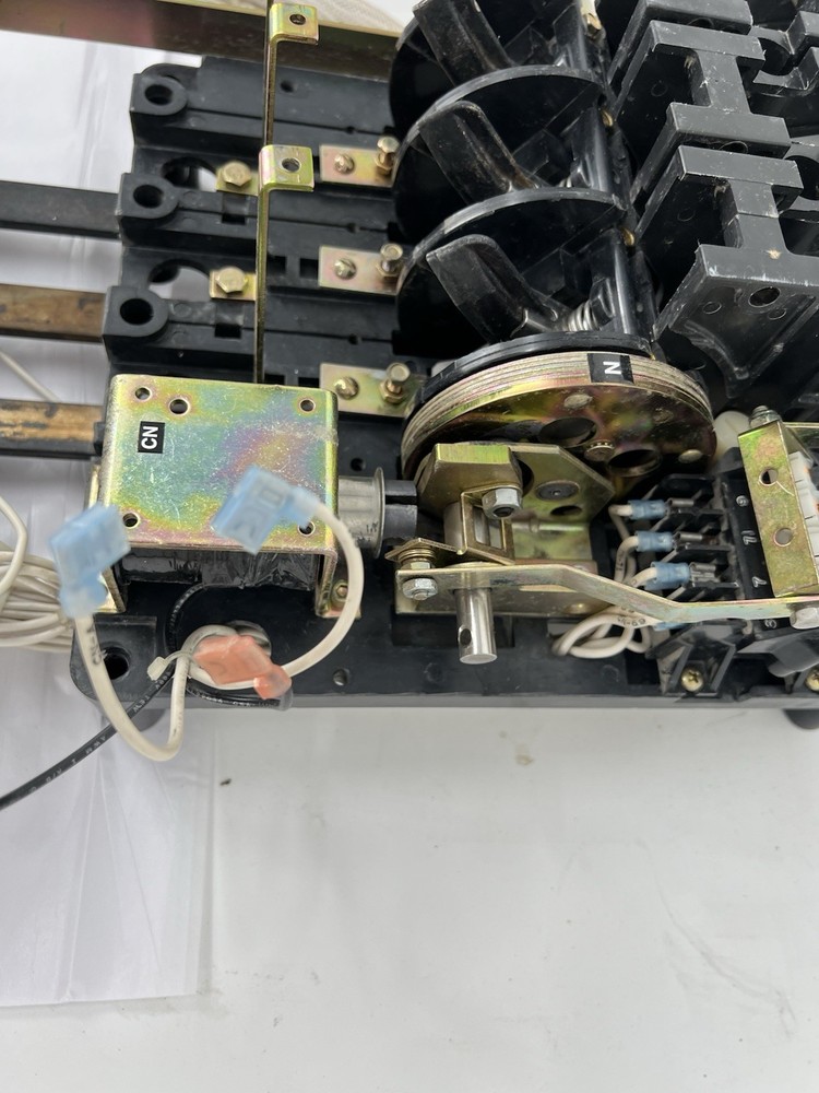 ASCO E7ADTSA3400N5C Automatic Transfer Switch, 7000 Series, 400A, 480V, 60Hz