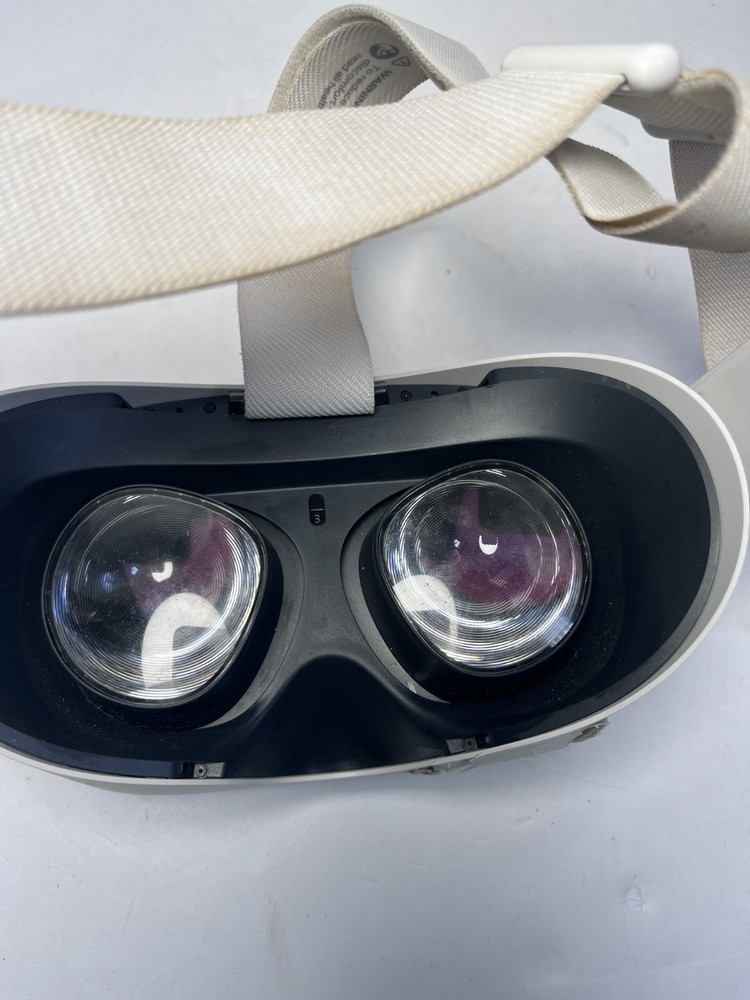 Meta Oculus Quest 2 256GB-VR Headset Headset ONLY - TESTED