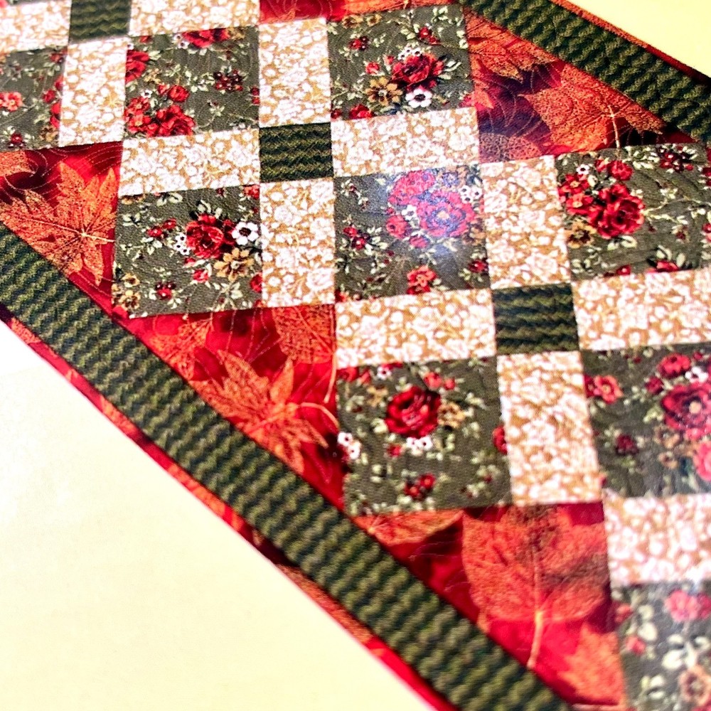 Table Runner Quilt Pattern: Four Across Runner GW15 by Graywood Designs