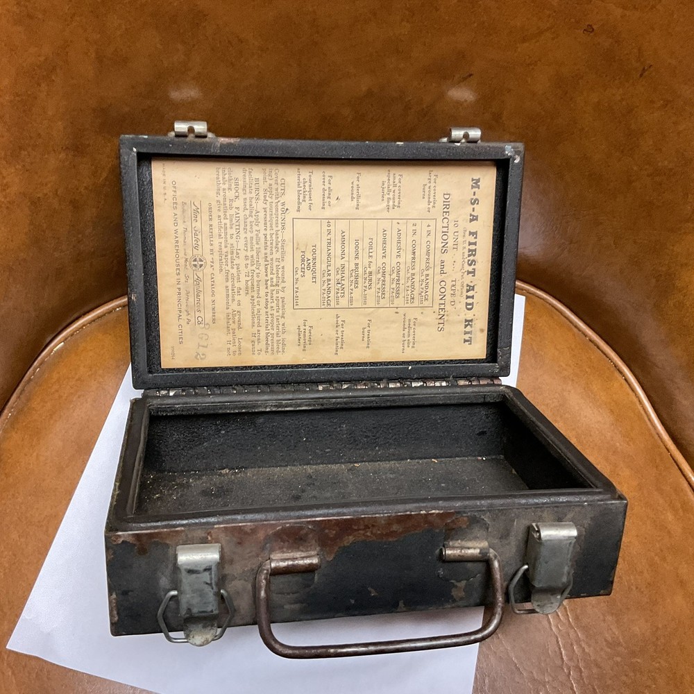Vintage MINE SAFETY APPLIANCES CO. EMPTY KIT.