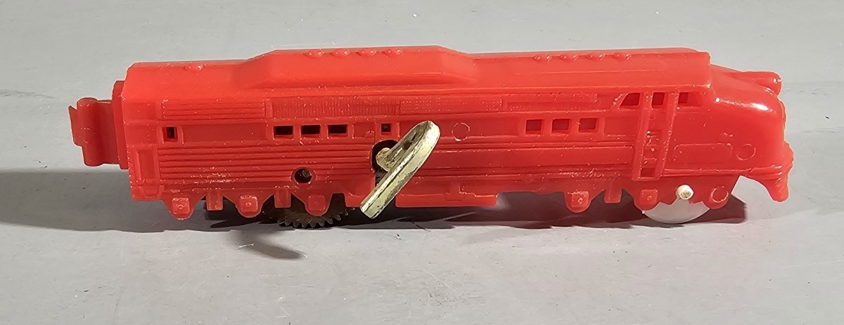 VINTAGE NOSCO MECHANICAL STREAMLINED TRAIN SET 4 UNITS 6521 IN ORIG. BOX