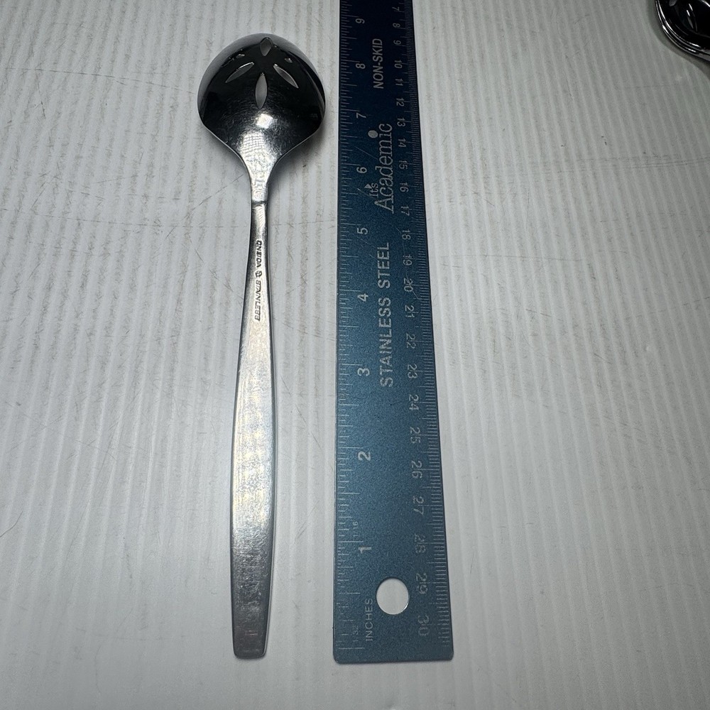 Oneida Will-O-Wisp Slotted Serving Spoon 8 1/2" Original Cube Excellent Shape