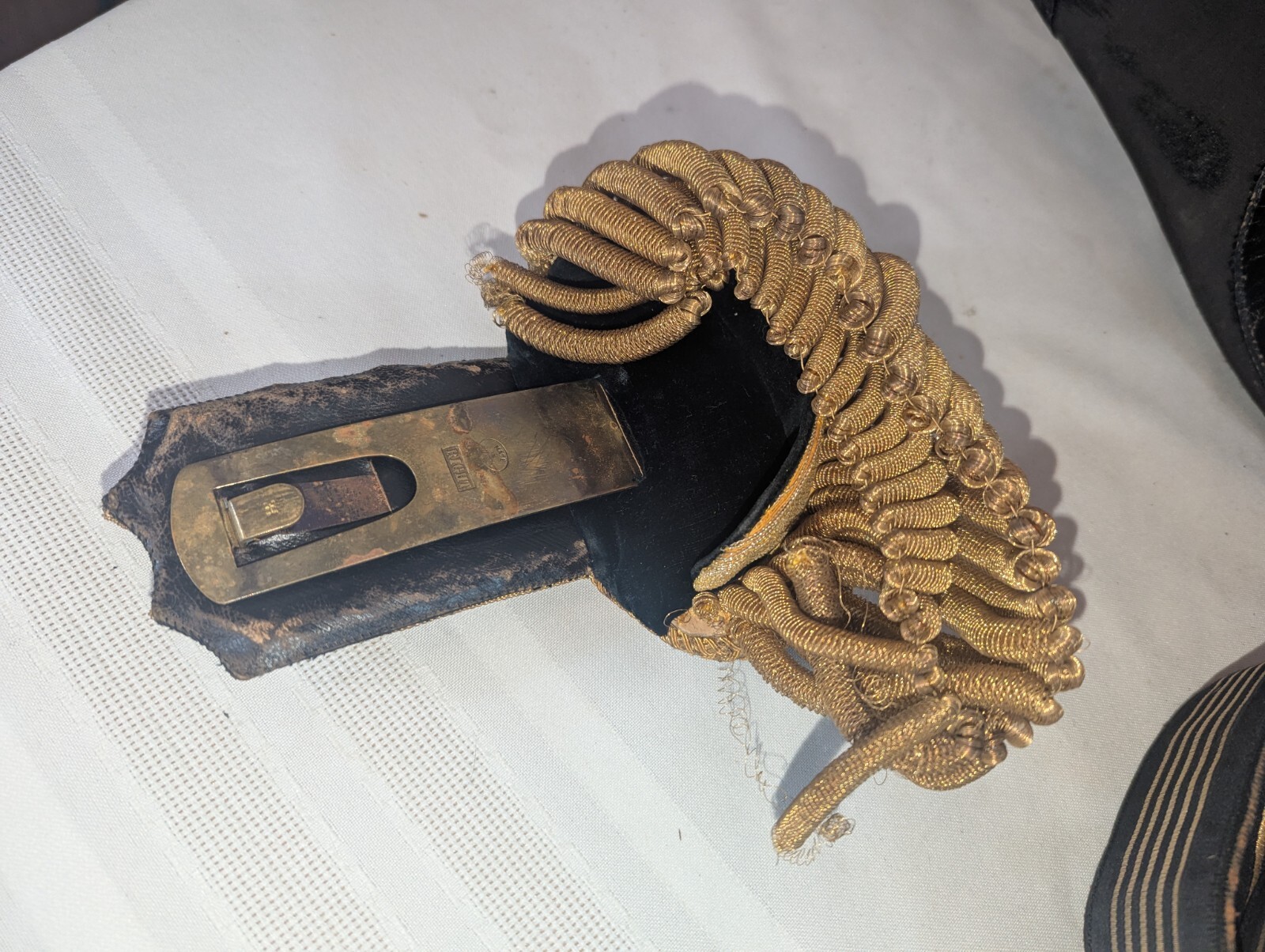 19th Cent. US Navy Officers Hat w/ Epaulettes & Belt in Tin Case Original!