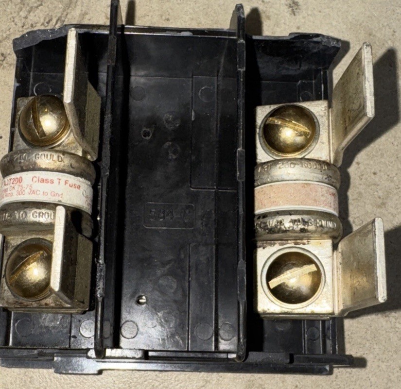 Boltswitch PT324-2P Pullout Disconnect Pull-Out Switch 200A 2-Pole ~HANDLE ONLY~