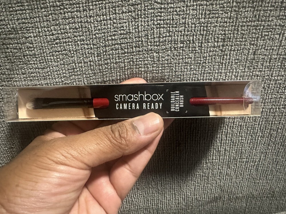 Smashbox Camera Ready Buildable Concealer Brush BNIB