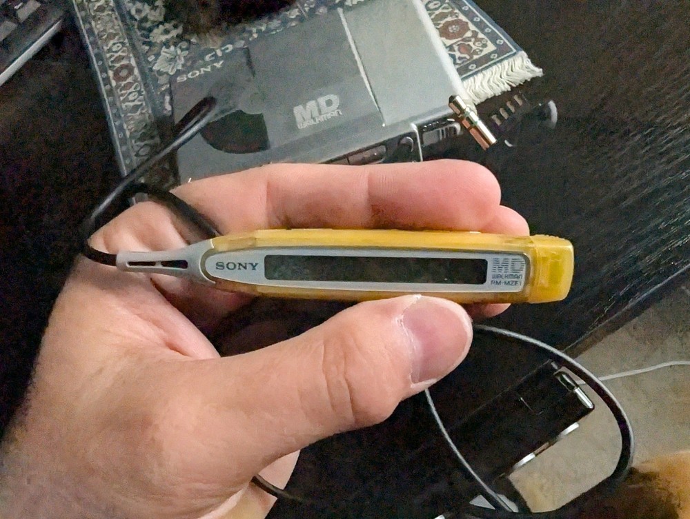 Sony RM-MZE1 MINIDISC Player Remote