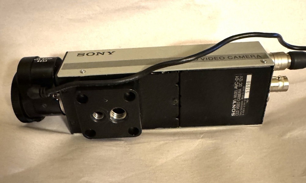 Sony AVC-D1 CCD Video Camera