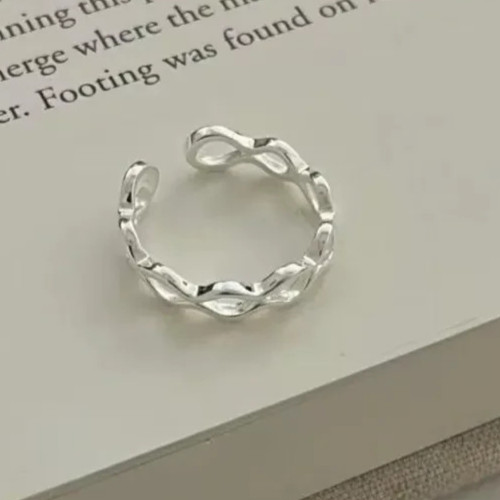 Sterling Silver Adjustable Ring | Minimalist Ring Exquisite and Realistic Design