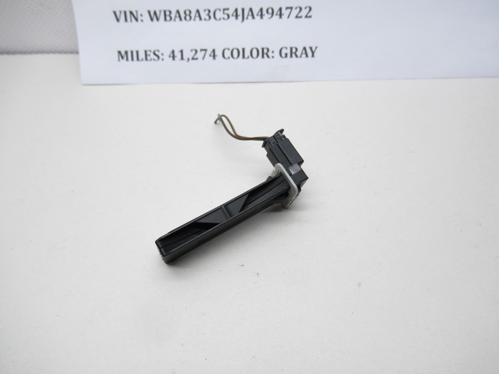 2013-2018 BMW 320i Air Heater A/C Temp Ctrl Sensor 9238085 OEM
