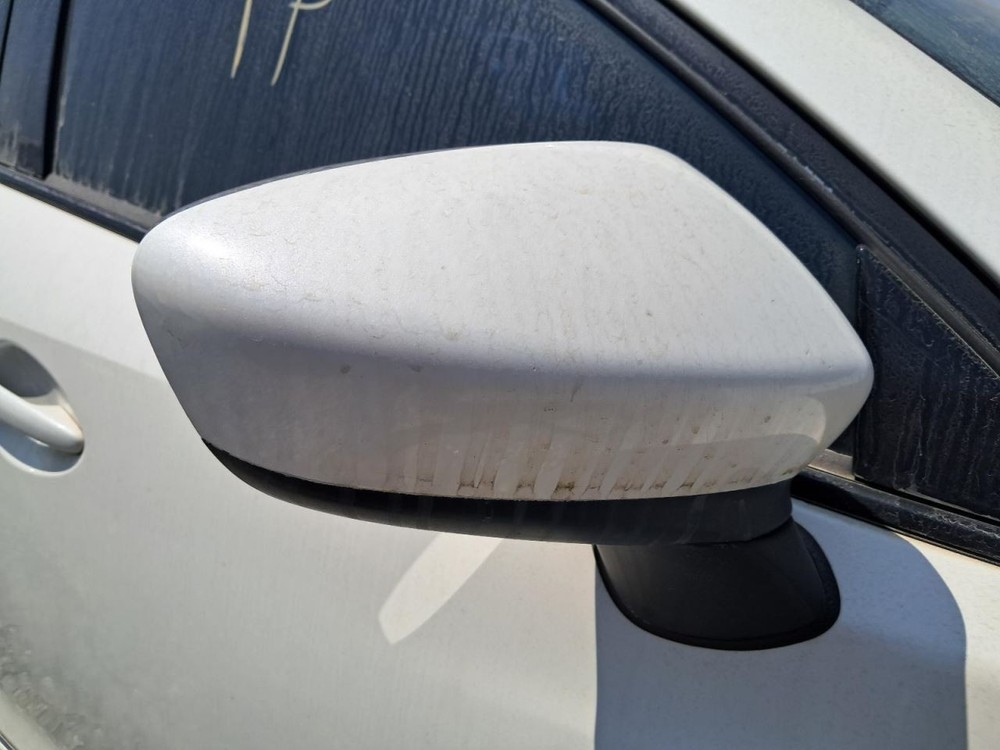 6 2016 Glove Box 4777753