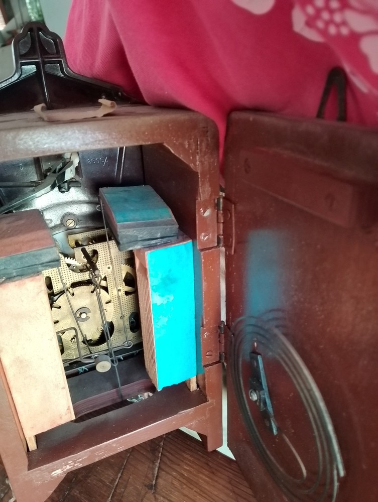 Vintage Soviet USSR Russian MAJAK МАЯК Bakelite Cuckoo Wall Clock Needs Pendulum