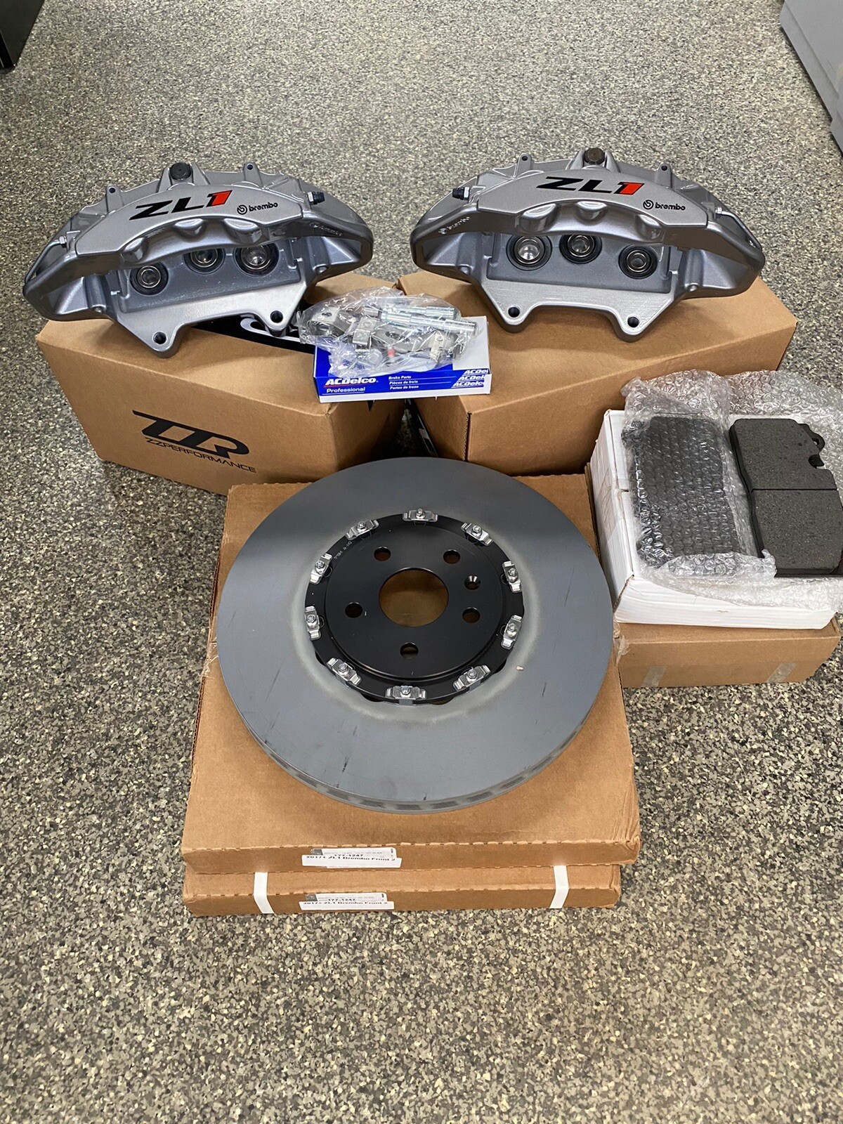 2016+ Chevy Camaro ZL1 Brembo Front 6 Piston Brake caliper Upgrade Kit