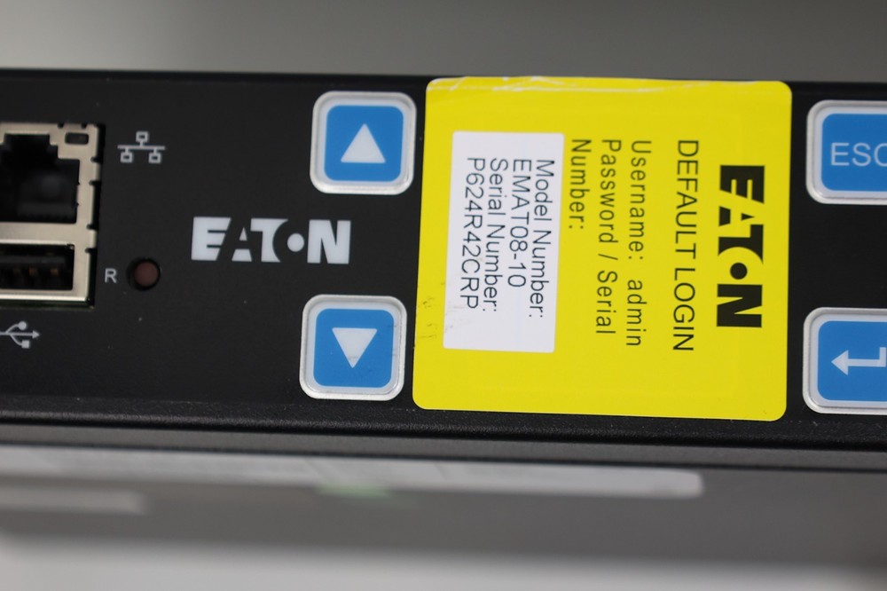 Eaton EMAT08-10 PDU Managed Rack - Black