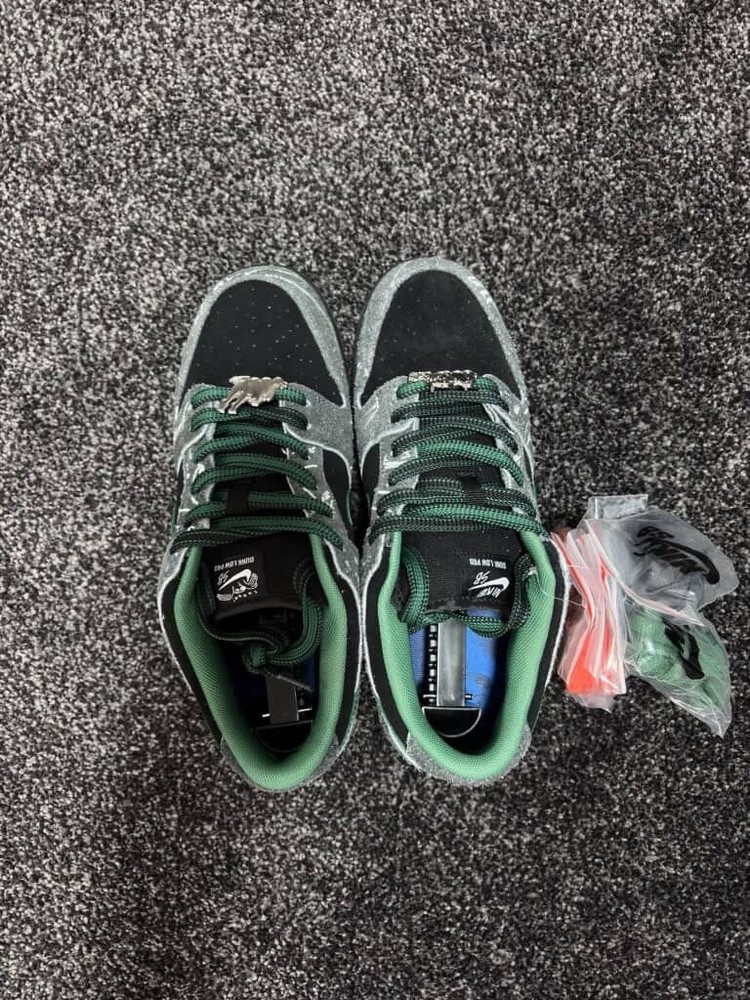 Nike SB Dunk Low There Skateboards