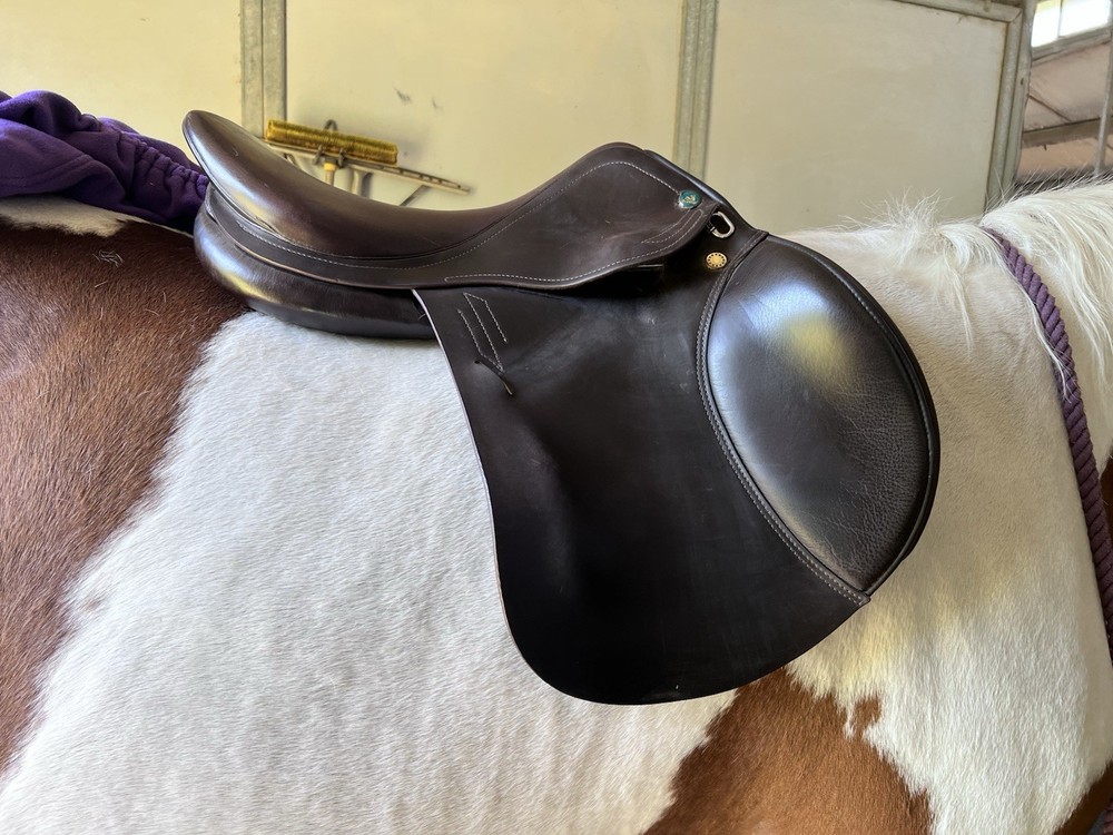 Prestige Roma Jump Saddle