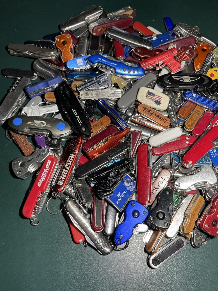 TSA Confiscated Pocket Knives/ Multitools Lot (see description)