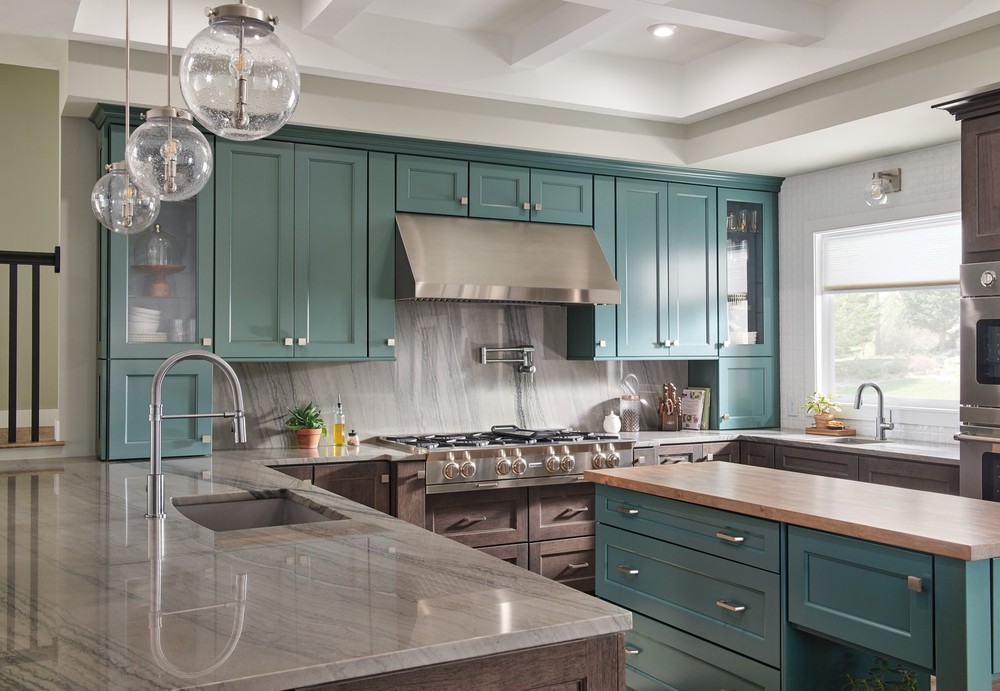 Delta Trinsic Single-Handle Pull-Down Spring Kitchen Faucet - Arctic Stainless