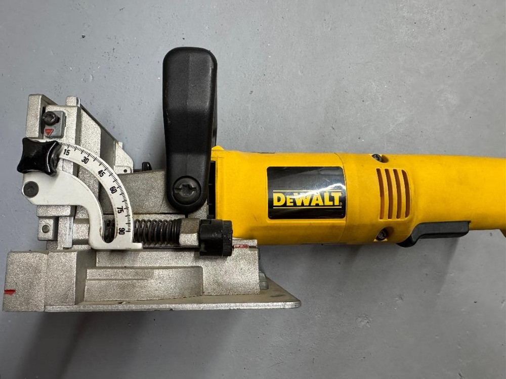Dewalt DW682 Plate Joiner