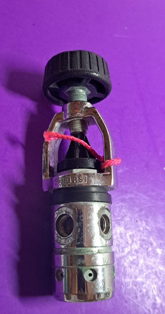 Oceanic First Stage Regulator Yoke