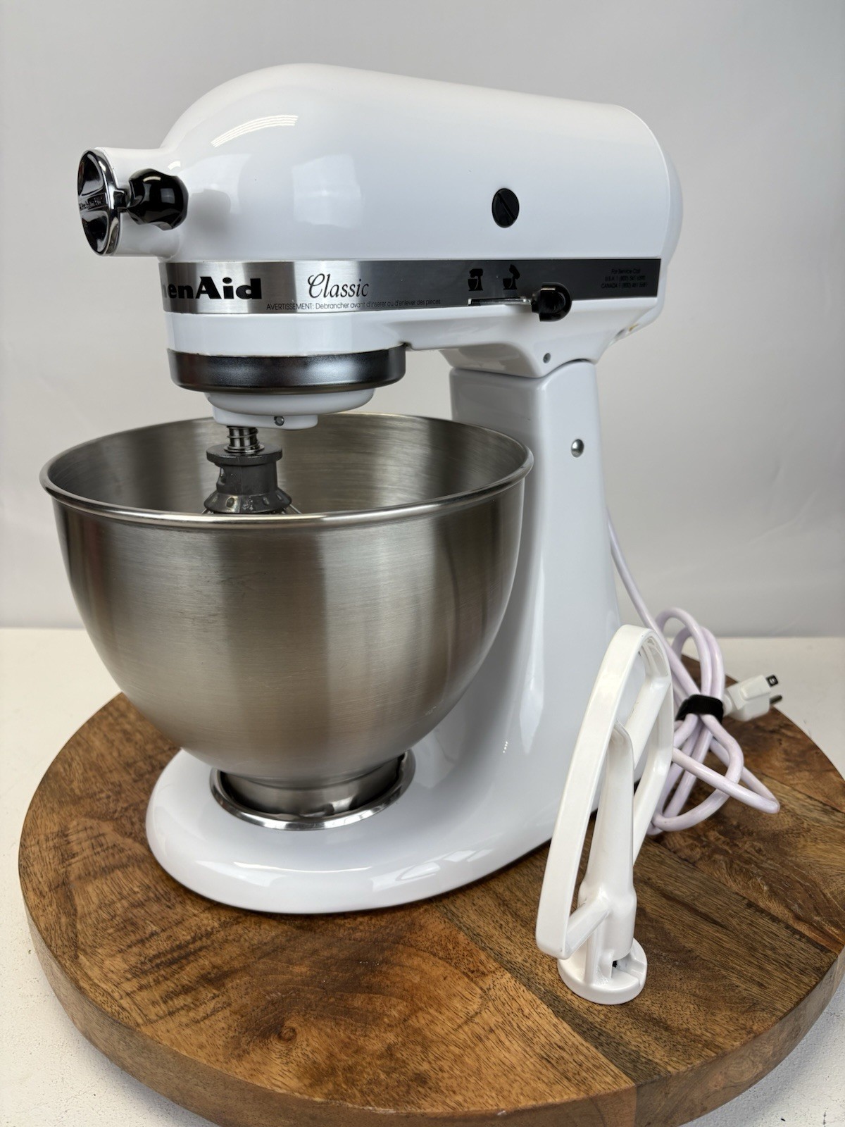 KitchenAid - Classic Series 4.5 Quart Tilt-Head Stand Mixer - K45SSWH - White
