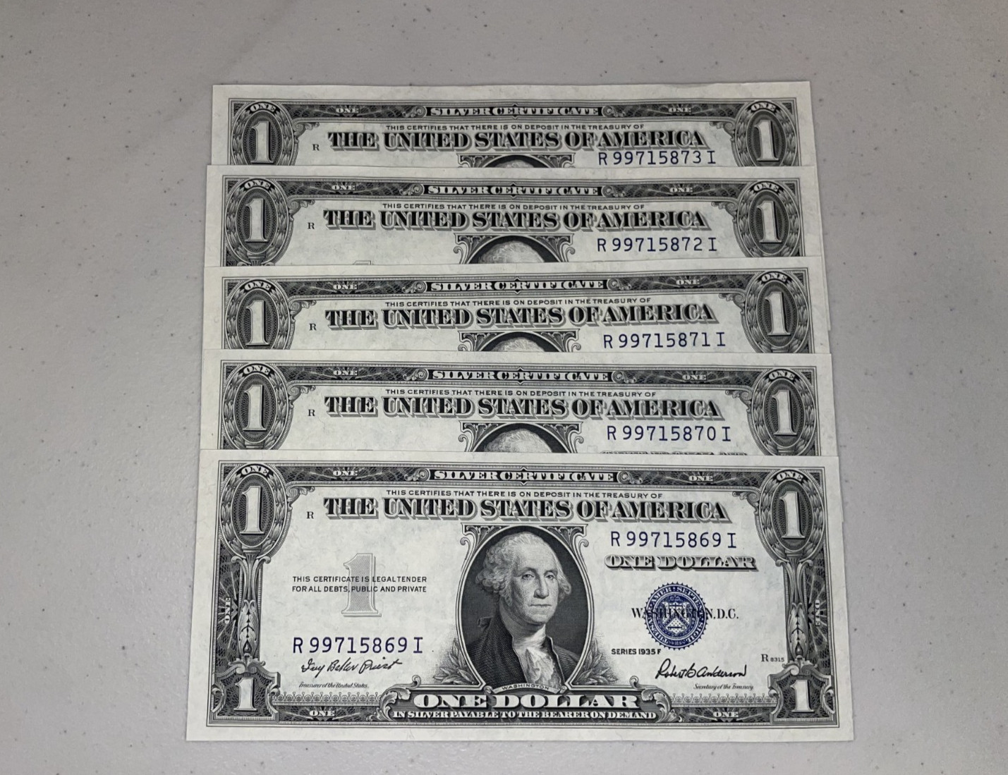 Consecutive 1935 One Dollar Blue Seal Note Silver Certificate Bill $1 Sequential