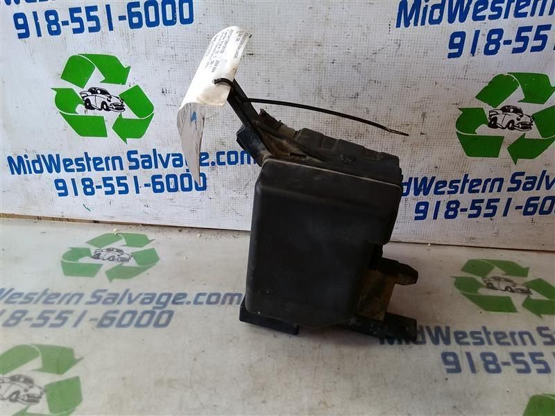 Fuse Box Engine Compartment Sedan Fits 08-12 SX4 8207161