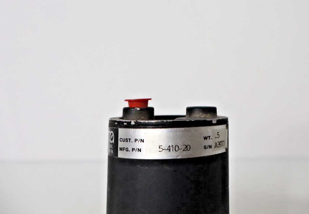 UMA 5-410-20 Altitude Indicator