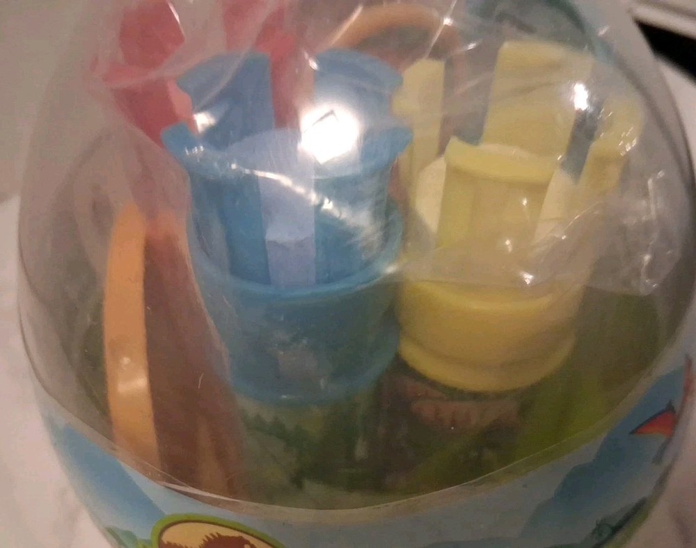 Jurassic World Explorers Easter Fun Set Bubbles Chalk Mini Disc New Unopened