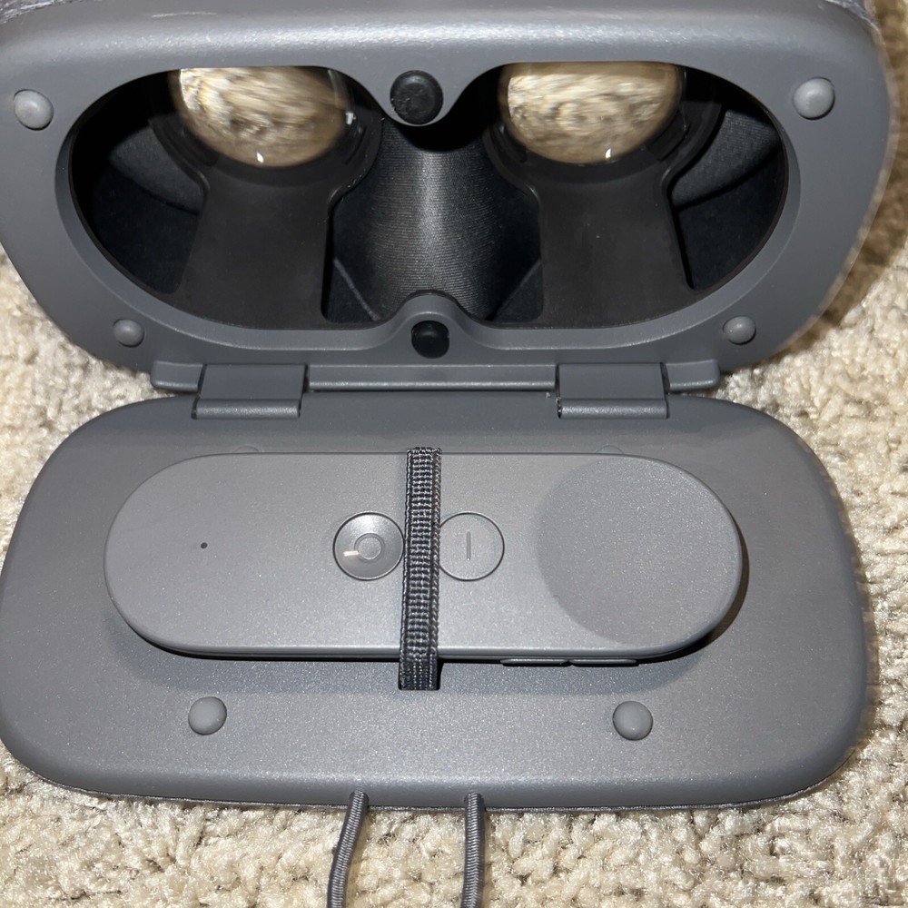 2F Google Daydream View VR Headset - Slate
