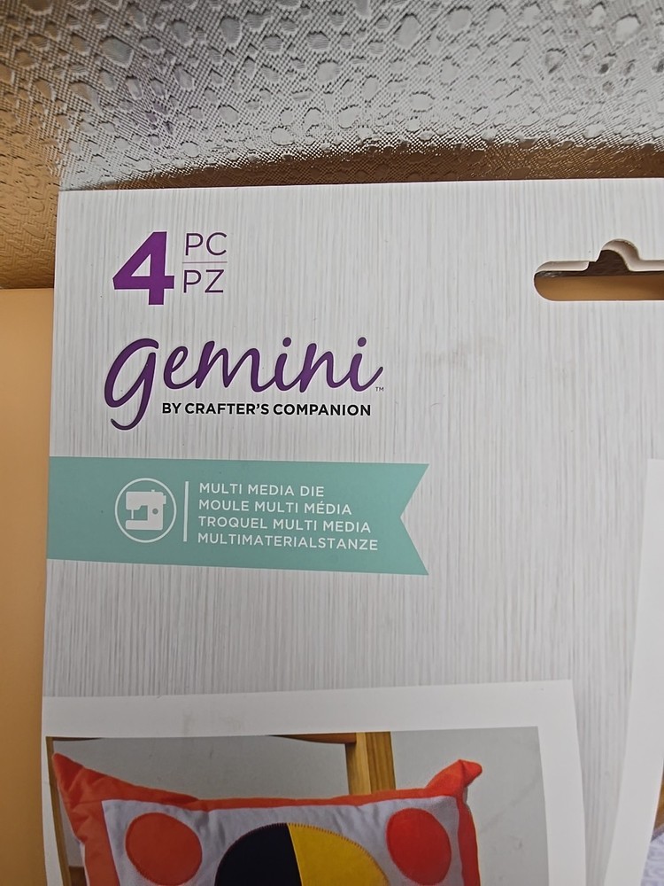 GEMINI Quilting Dies" Geometric Blooms" Pattern & instruct. kit Crafter's Com.