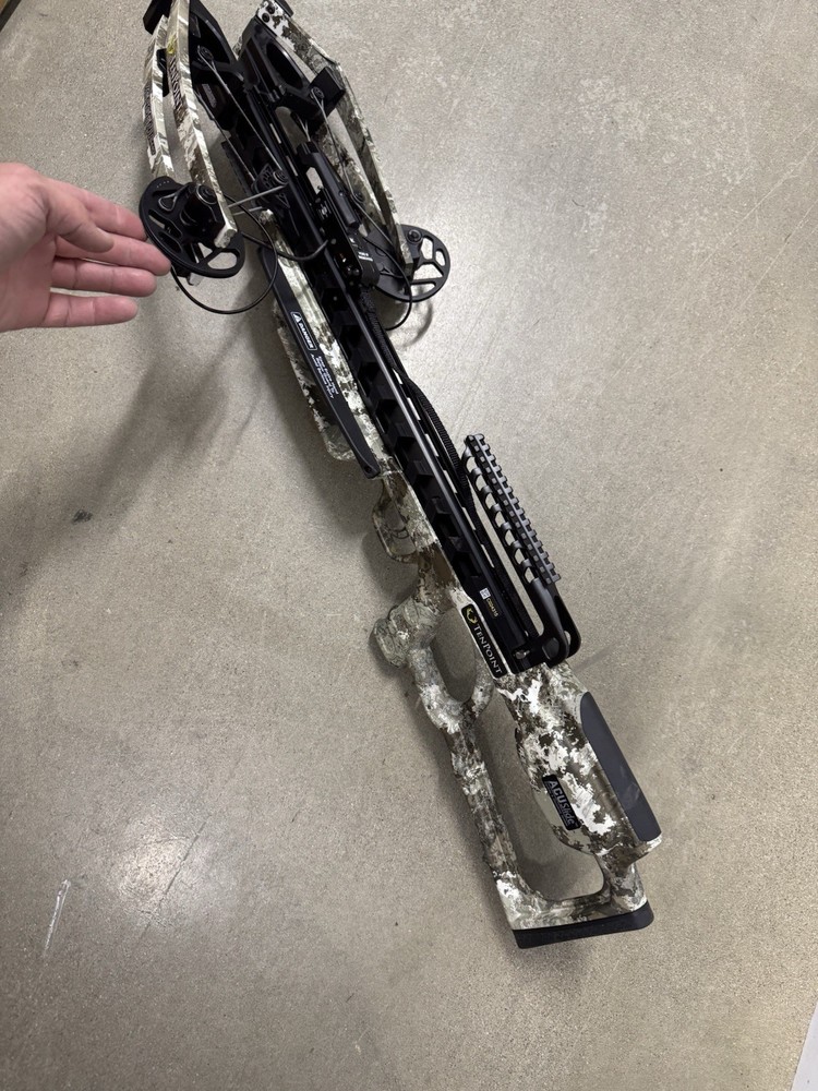 TenPoint Vengent S440 Crossbow