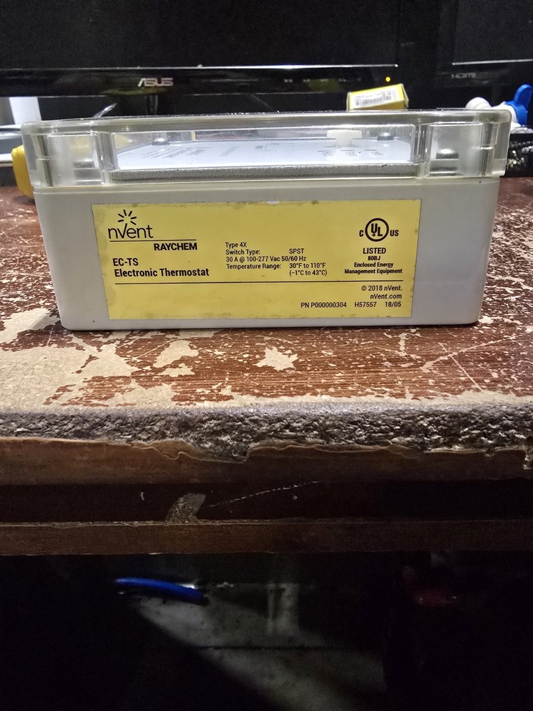 EC-TS Electronic 30F to 110F Thermostat