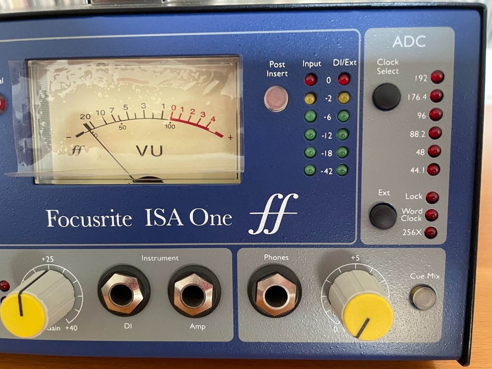 Focusrite Isa One - Microphone Preamp + Guitar/Bass DI Direct Interface
